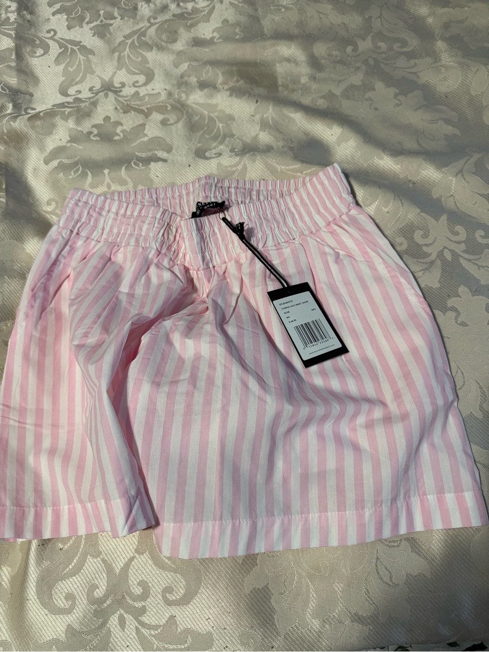 Brunette The Label Pink & White Striped Shorts SZ L - Picture 2 of 6